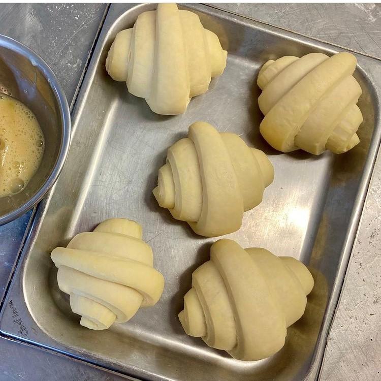 Pack of 6 'Bake at Home' Croissants - Christmas Eve - Yass